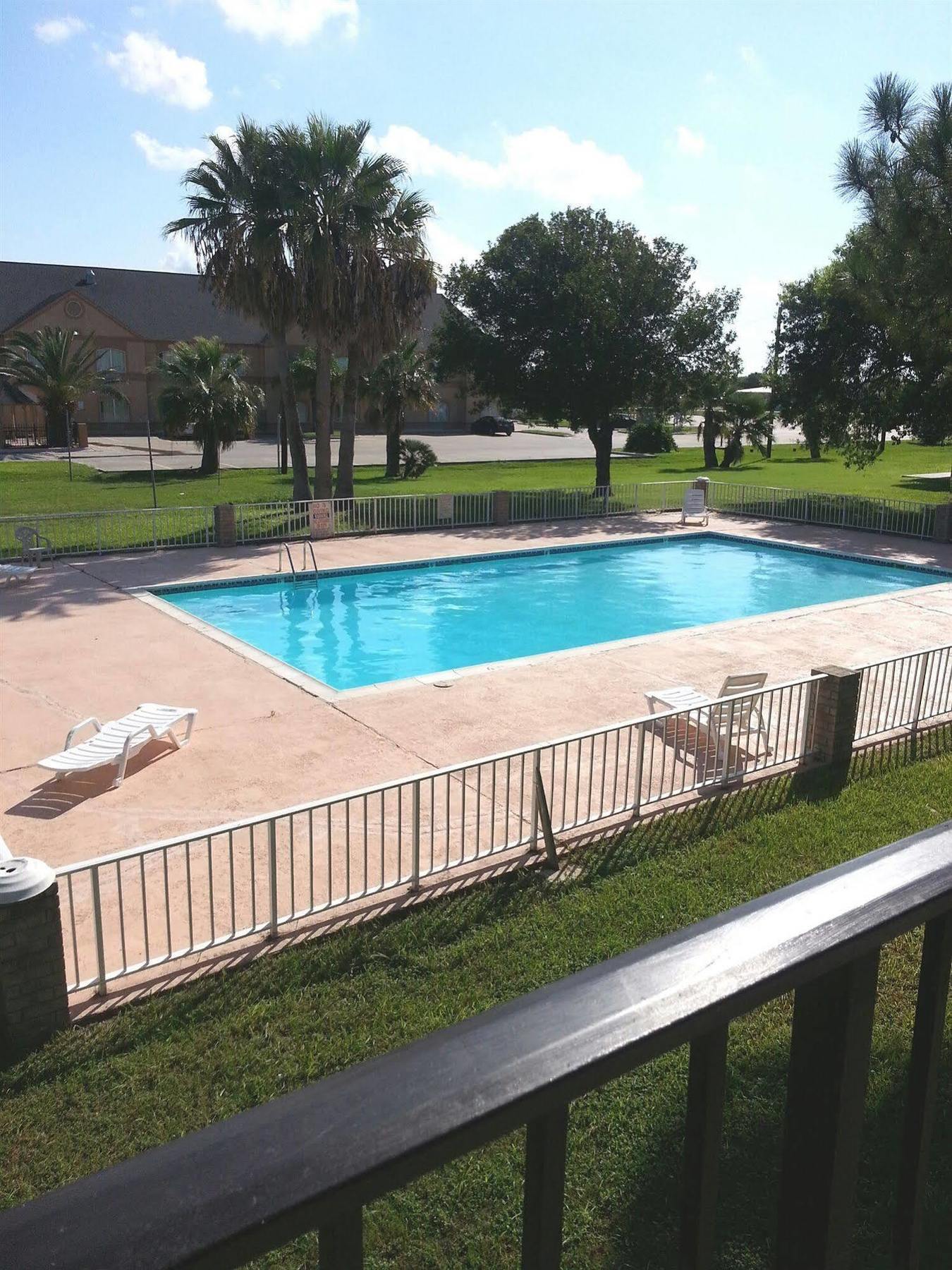 Motel 6 Port Lavaca, Tx Екстериор снимка